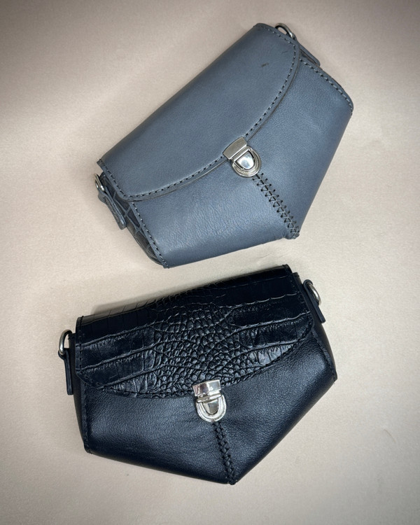 کیف دوشی کمری چرم طبیعی دستدوز مدل هانا دندی کالکشن